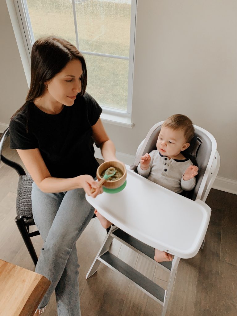 mindfulness during mealtime with kids